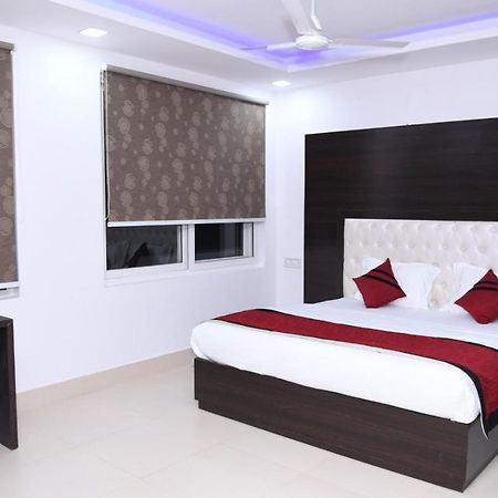 Tiger Den Club & Resort Palia Kalan Luaran gambar